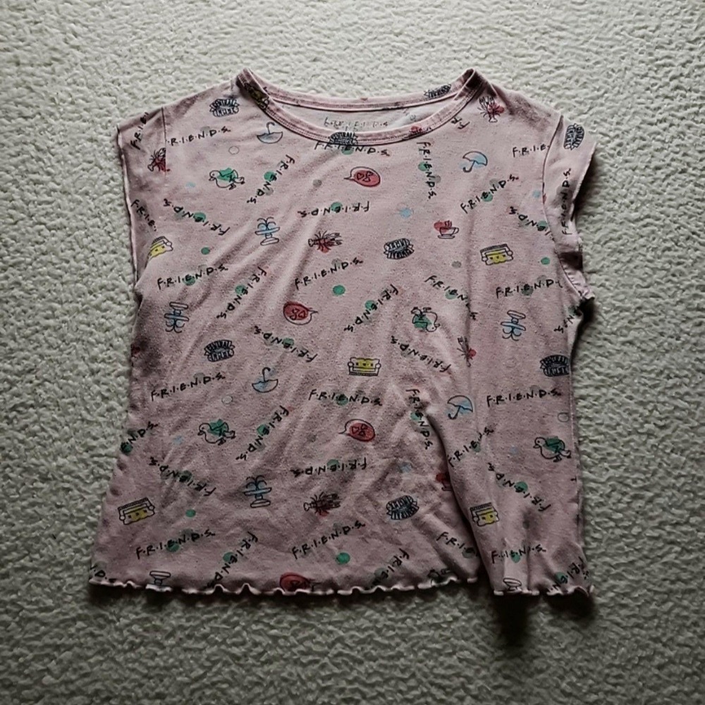 Friends Shirt Womens Large Pink Crew Neck Cap Sleeve Ruffle Lettuce Hem Top